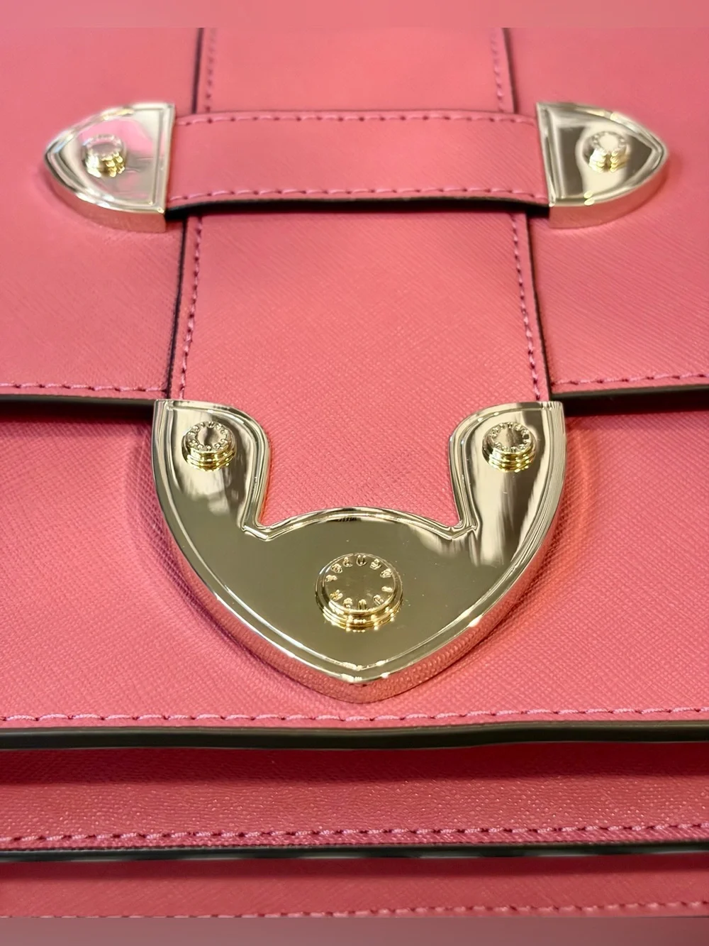 NWT HENRI BENDEL Pink Trunk Crossbody Bag Hard to find and limited edition💖